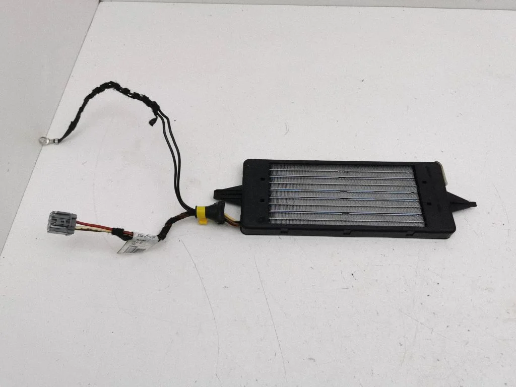 Elektriline salongi küttekeha radiaator EA440001