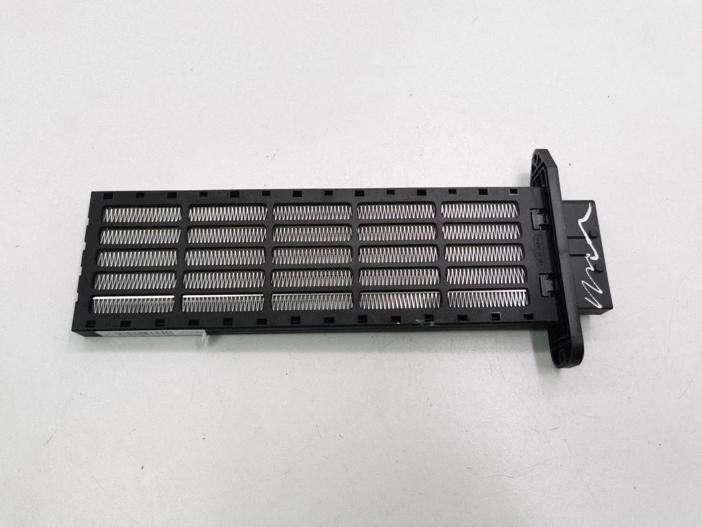 Elektryczna nagrzewnica kabiny 710260390100