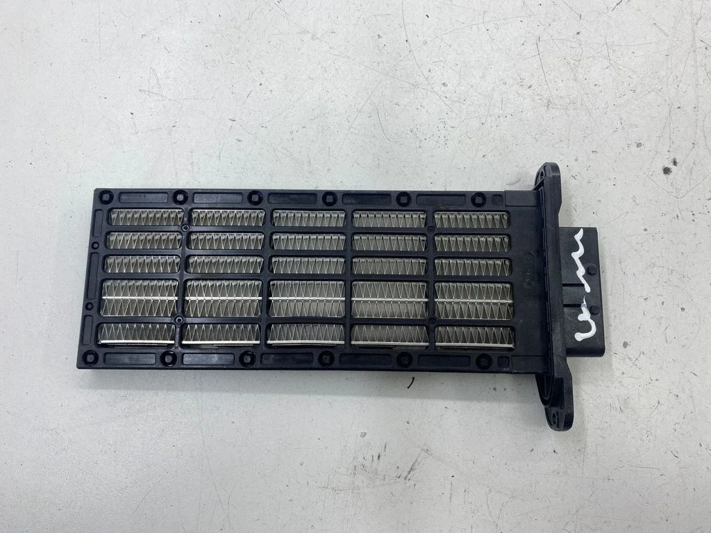 Elektriline salongi küttekeha radiaator – Hyundai i40 (2011-)