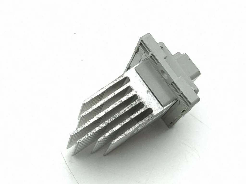 Heater blower motor/fan resistor – Tesla Model S (2012-)