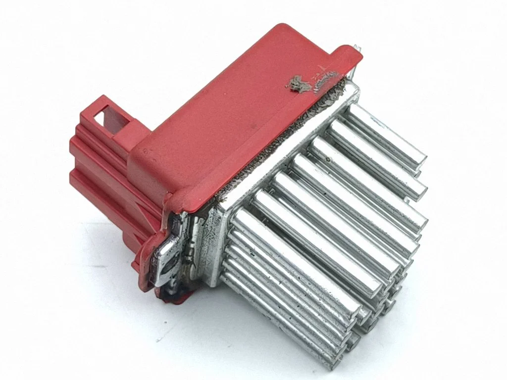 Heater blower motor/fan resistor – Volkswagen Bora (1998-2005)