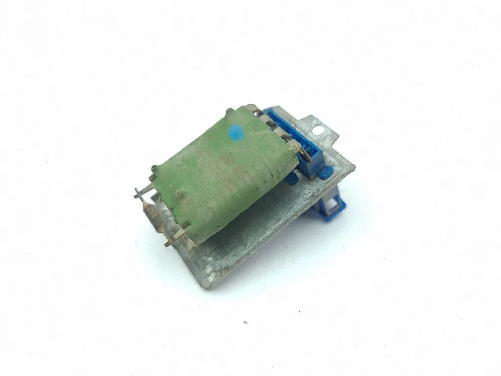Krāsniņas ventilatora rezistors (reostats) 7M0959263E