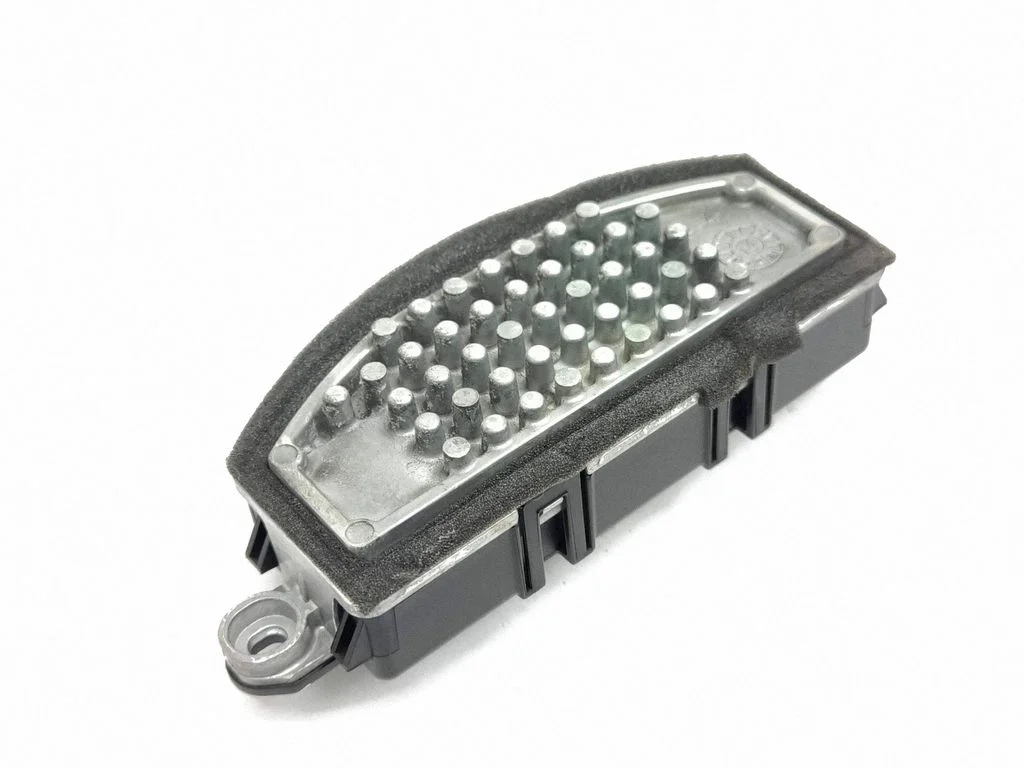Salongipuhuri takisti MB4998000132