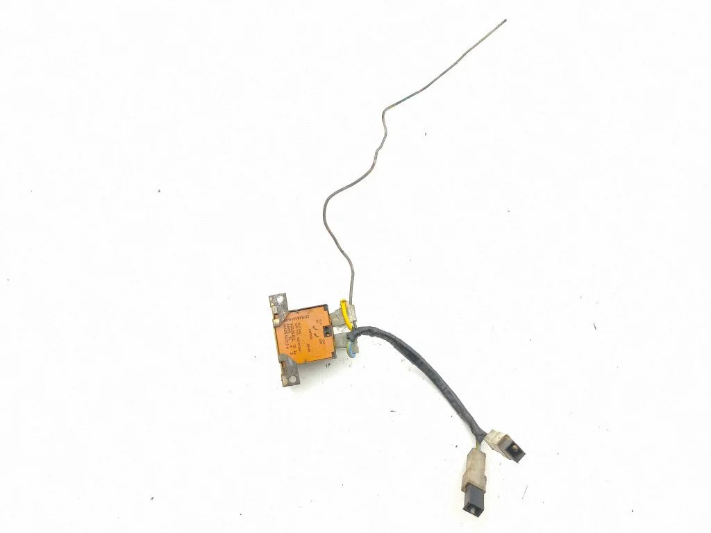 Heater blower motor/fan resistor 9533n380