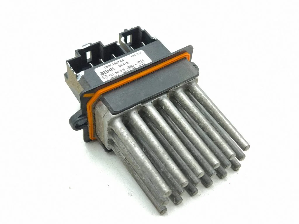 Heater blower motor/fan resistor 05061587AA