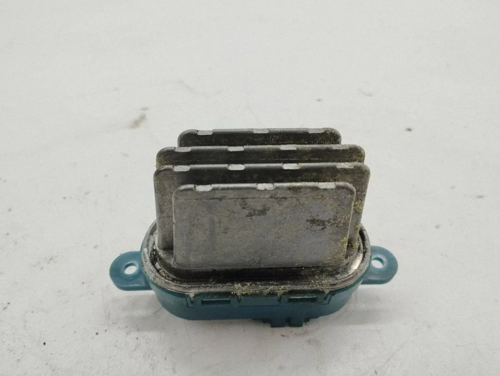 Heater blower motor/fan resistor 7L0907521A