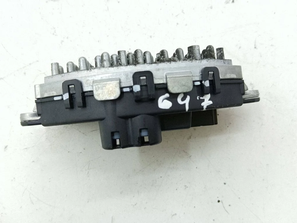 Heater blower motor/fan resistor T954061B