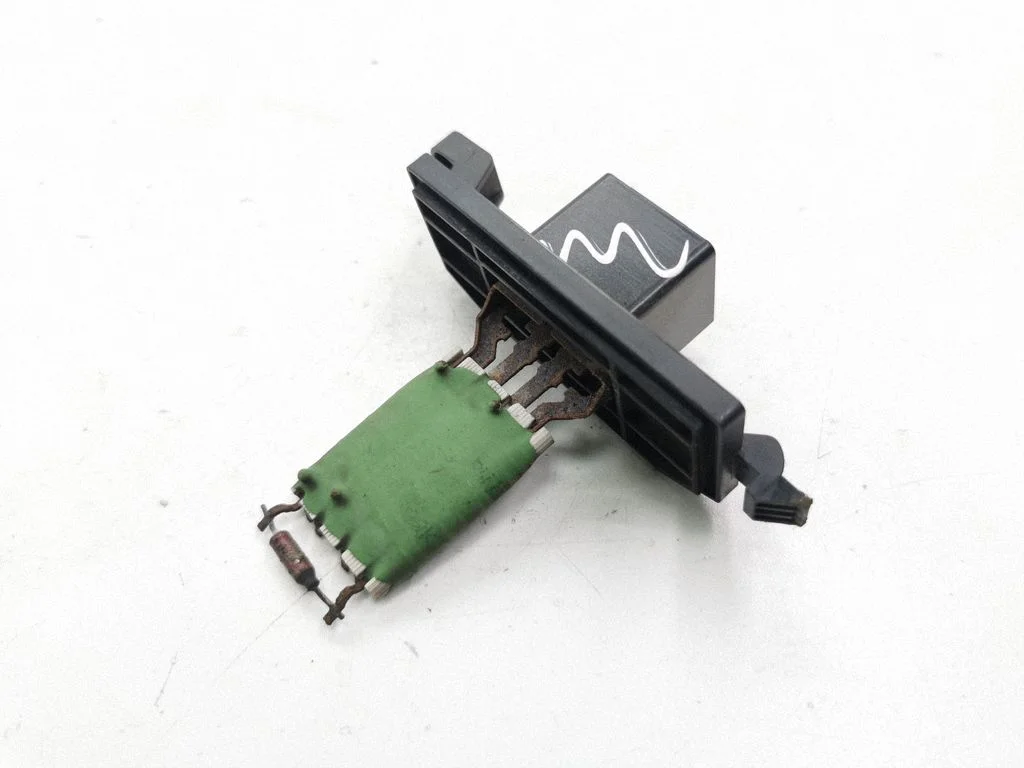Heater blower motor/fan resistor VPAMFH18B647AA