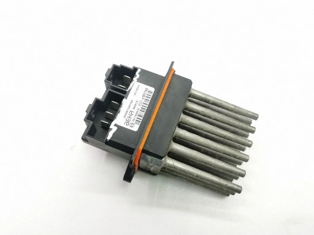 Krāsniņas ventilatora rezistors (reostats) 05061587AA