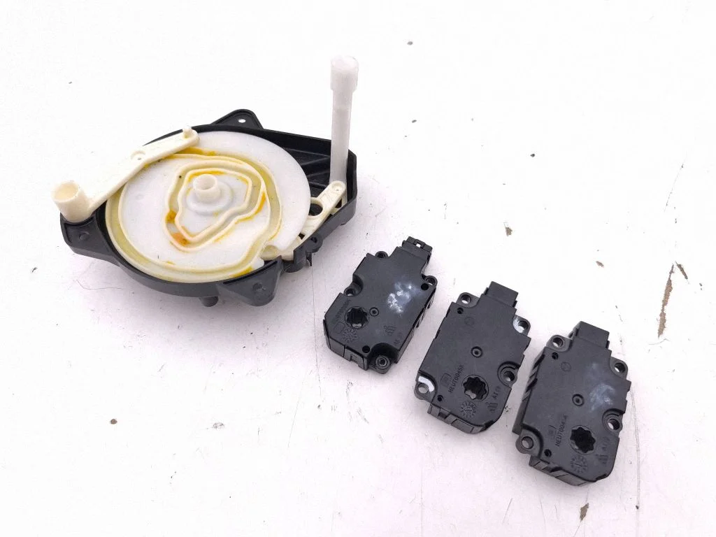 Air flap motor/actuator A0999063502