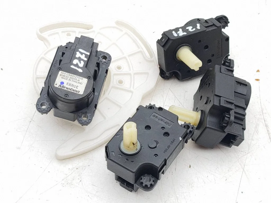 Gaisa aizvara motoriņš/aktuators A512T010