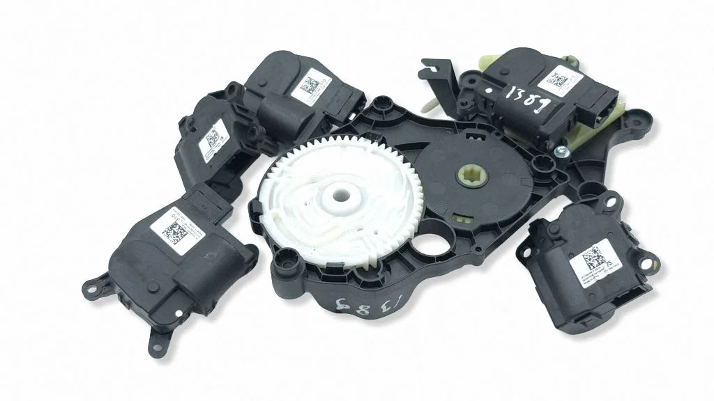 Gaisa aizvara motoriņš/aktuators 150062300A