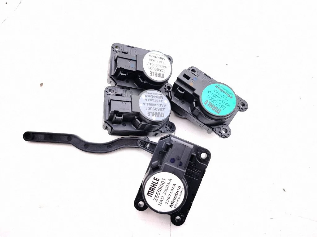 Silniczek klapki nawiewu Z5509001