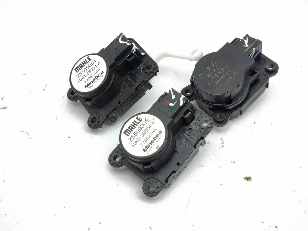 Silniczek klapki nawiewu Z5509001