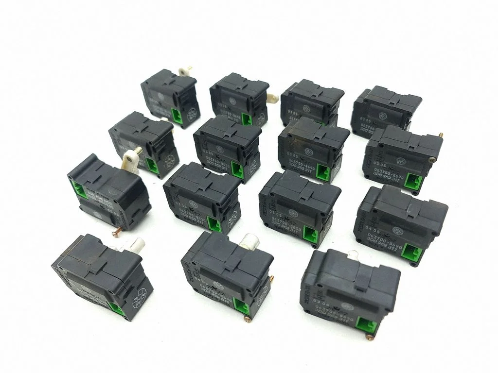 Air flap motor/actuator 3D0959311