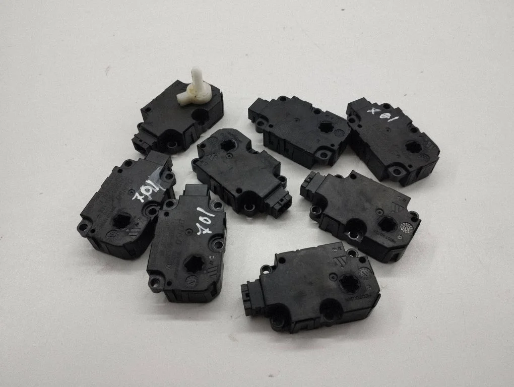 Gaisa aizvara motoriņš/aktuators CZ1139300855