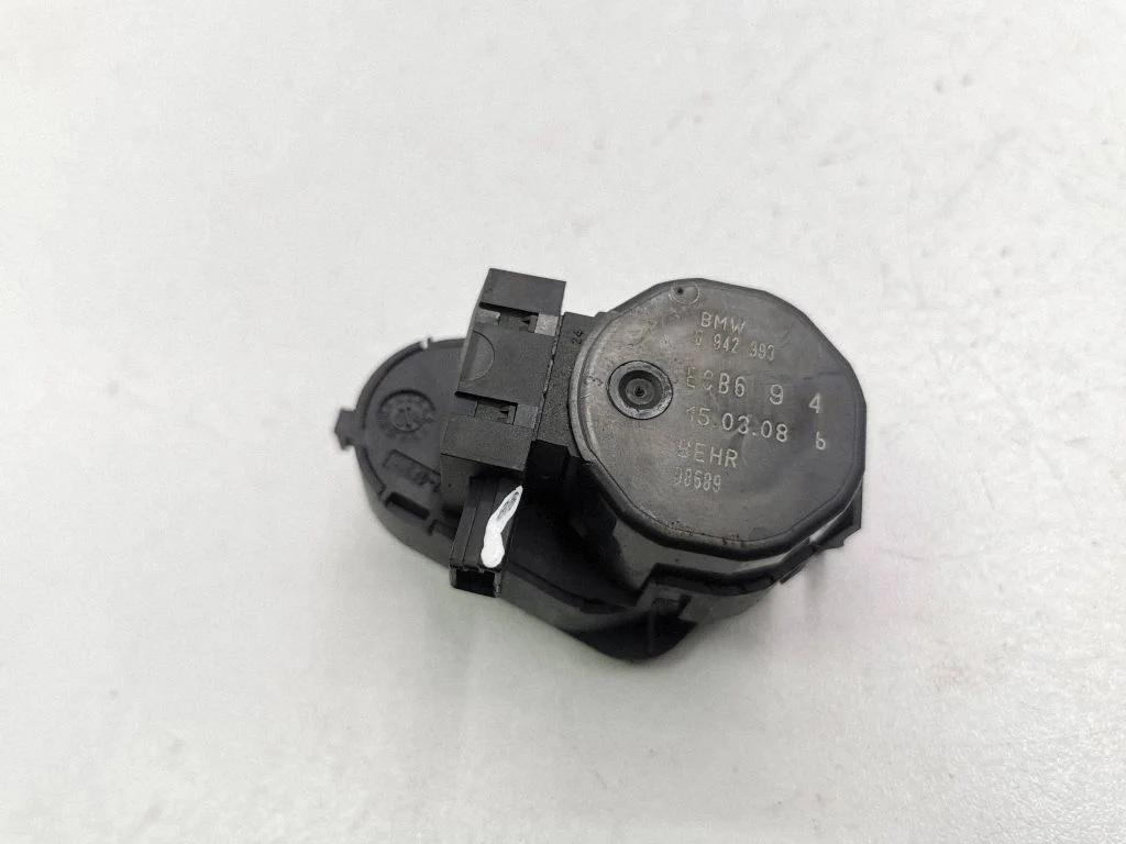 Gaisa aizvara motoriņš/aktuators 6942993