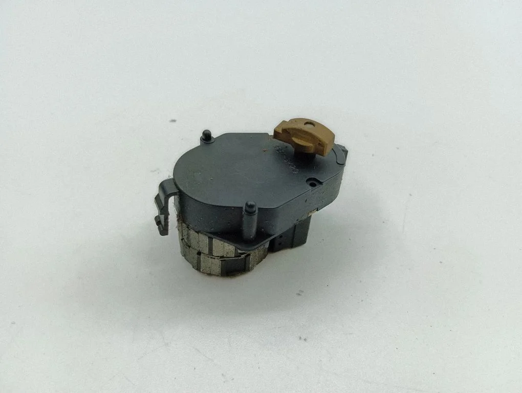 Air flap motor/actuator 8370564