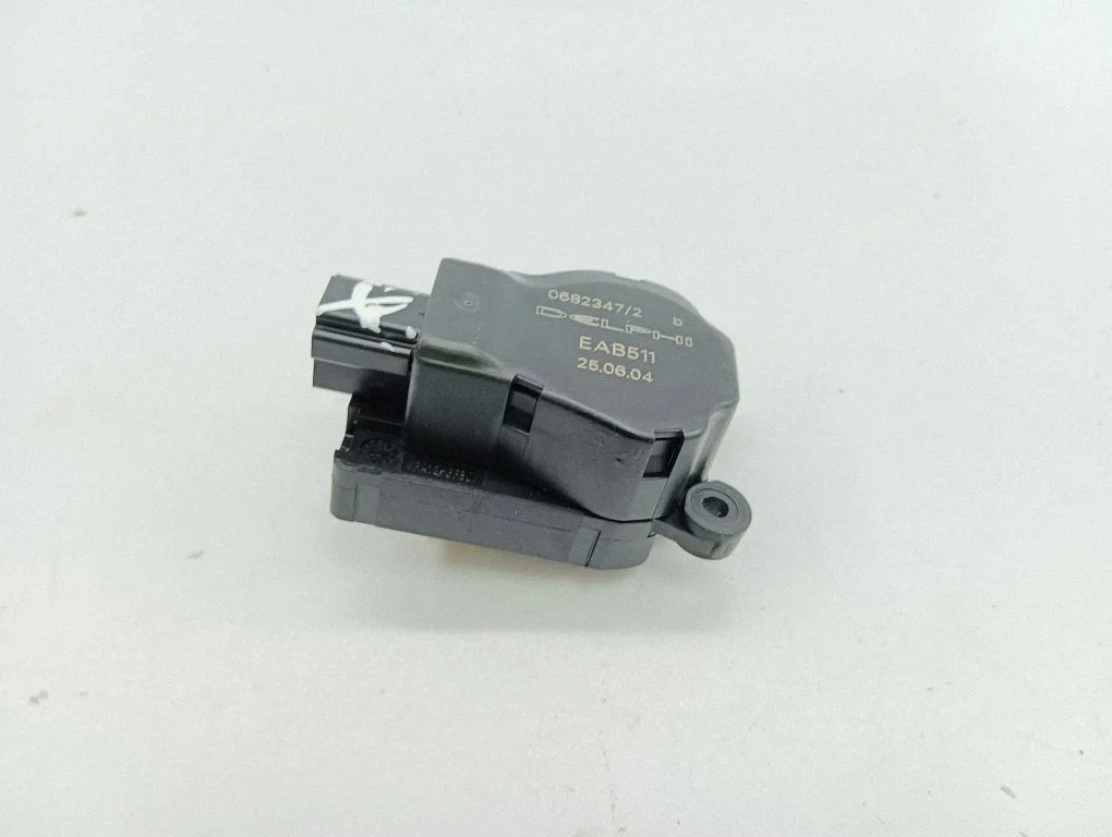 Gaisa aizvara motoriņš/aktuators 0682347