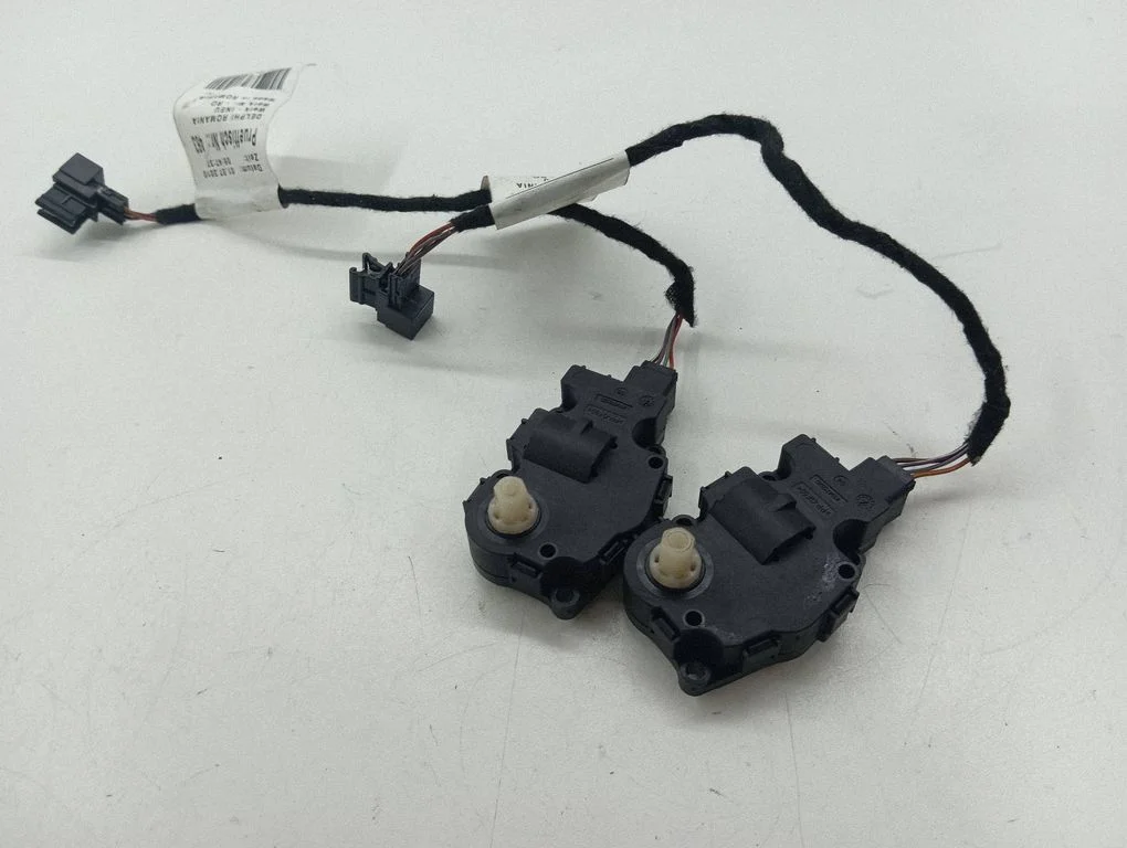 Gaisa aizvara motoriņš/aktuators 7P5971411