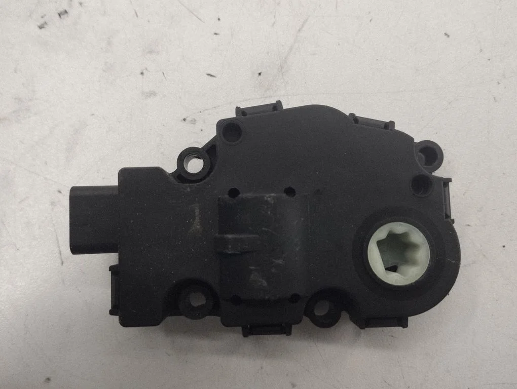 Gaisa aizvara motoriņš/aktuators 929888