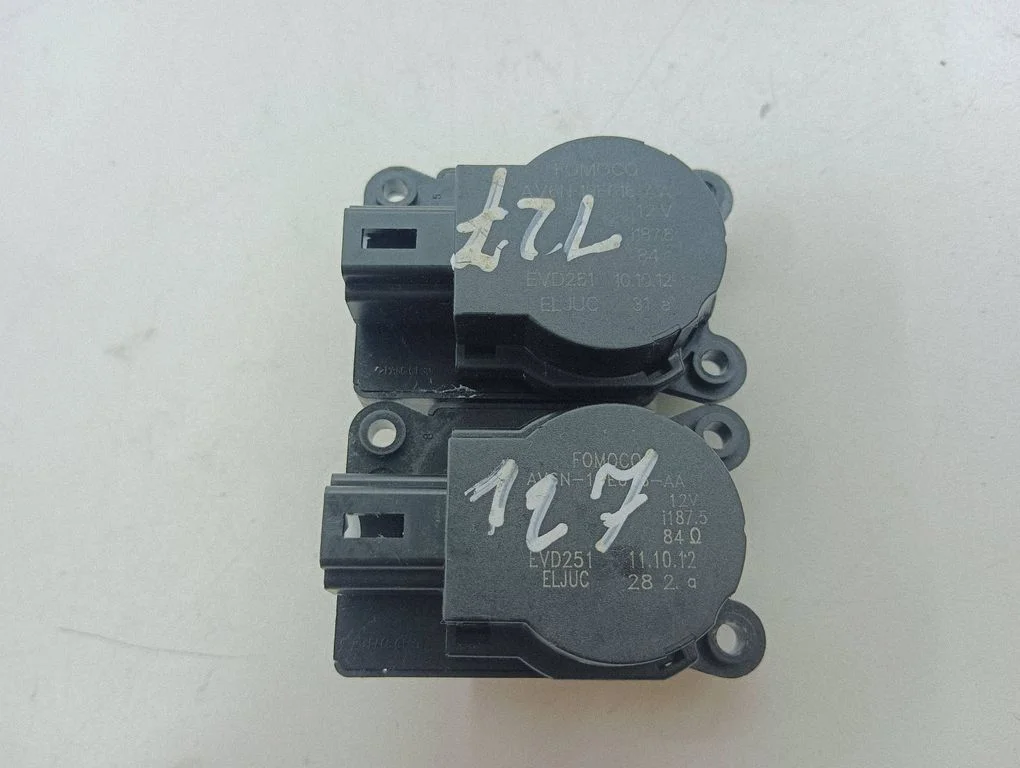 Air flap motor/actuator AV6N19E616