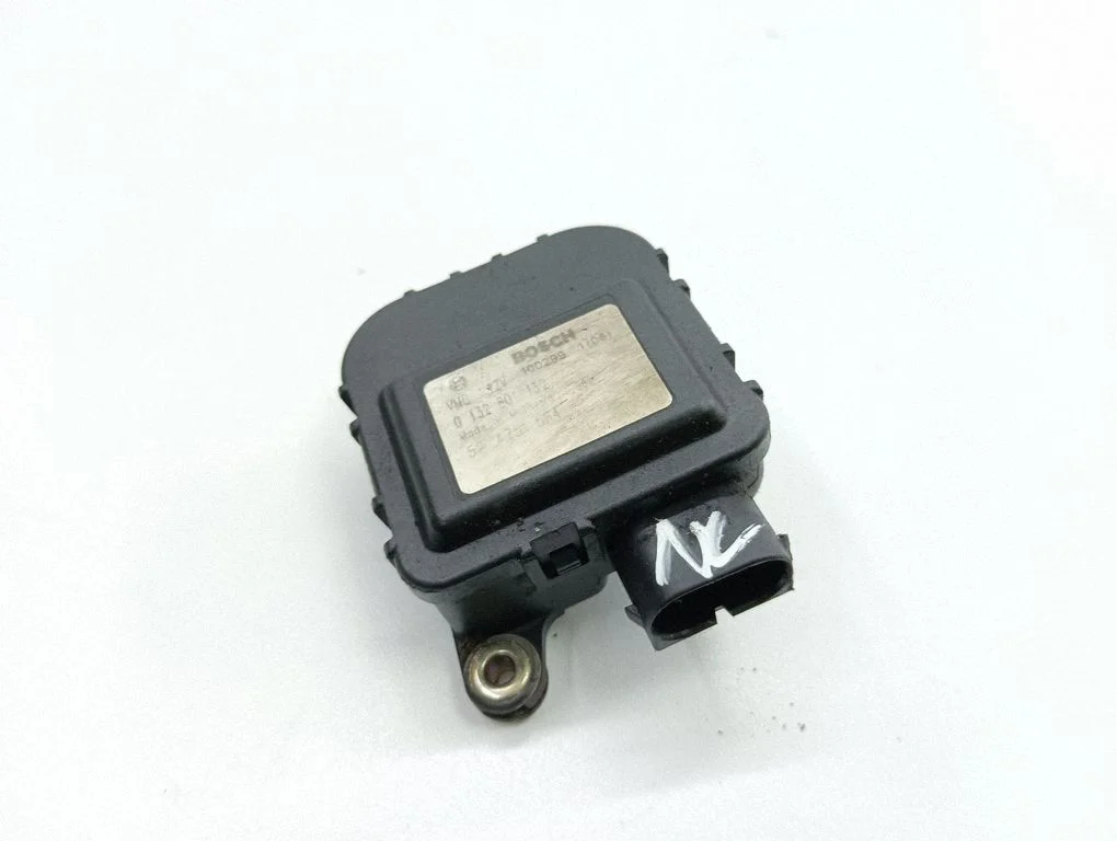 Gaisa aizvara motoriņš/aktuators 013280132