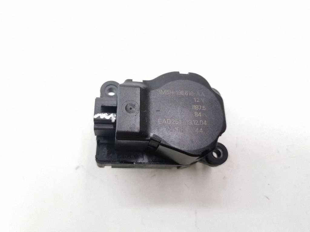 Silniczek klapki nawiewu 3M5H19E616AA