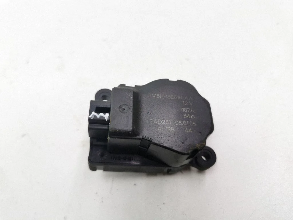 Silniczek klapki nawiewu 3M5H19E616AA