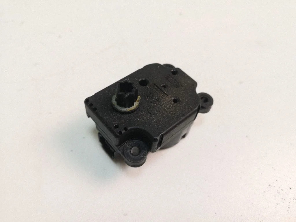 Air flap motor/actuator – Ford Grand C-MAX (2010-2019)