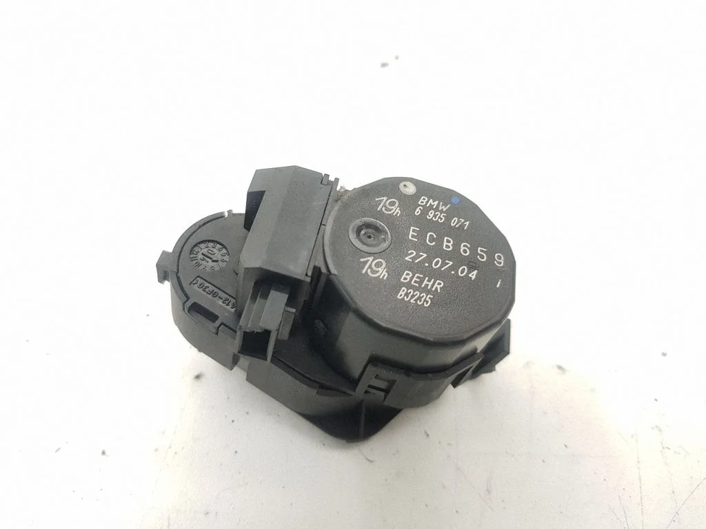 Gaisa aizvara motoriņš/aktuators 6935071