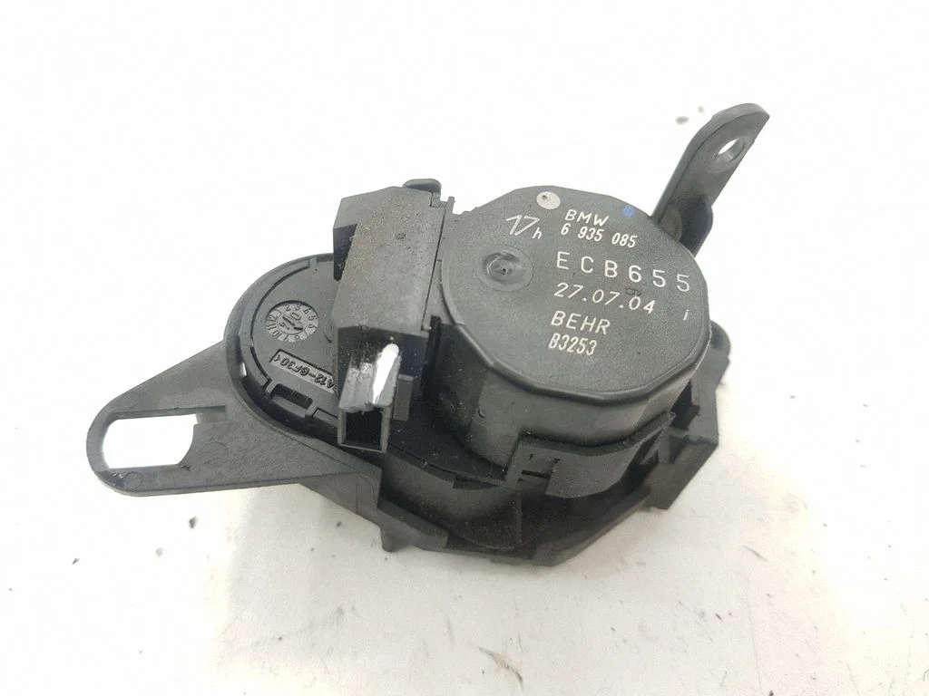 Gaisa aizvara motoriņš/aktuators 6935085