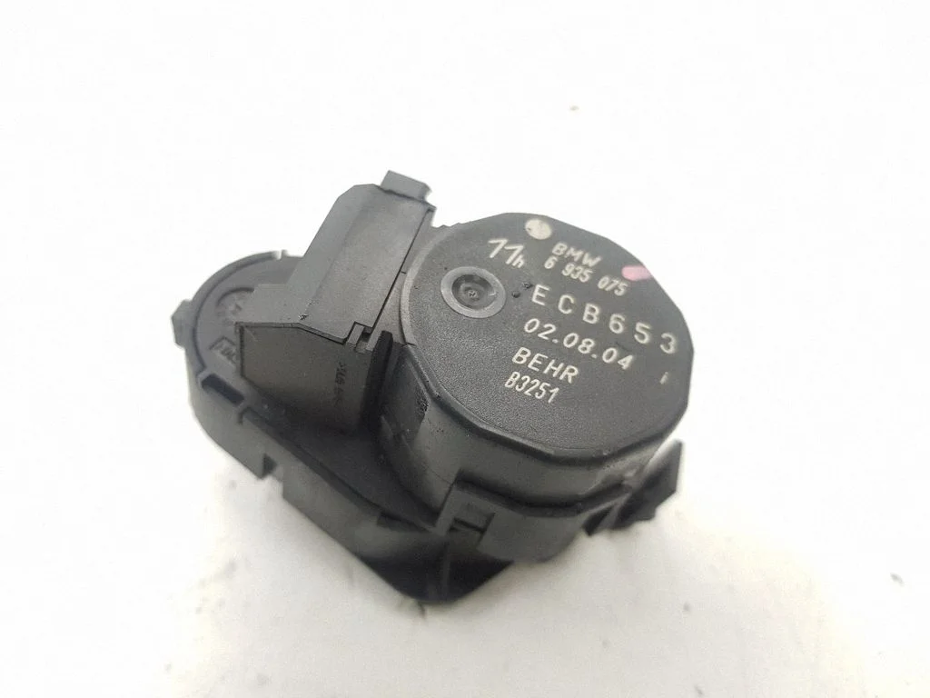 Gaisa aizvara motoriņš/aktuators 6935075