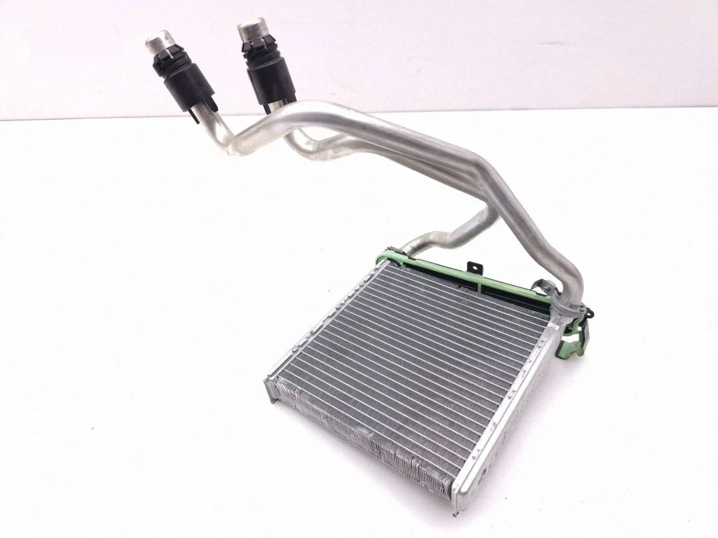 Salongi küttekeha radiaator 5Q0819031