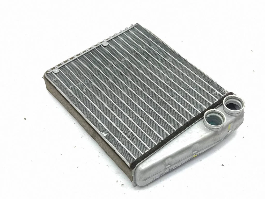 Salongi küttekeha radiaator 668475R