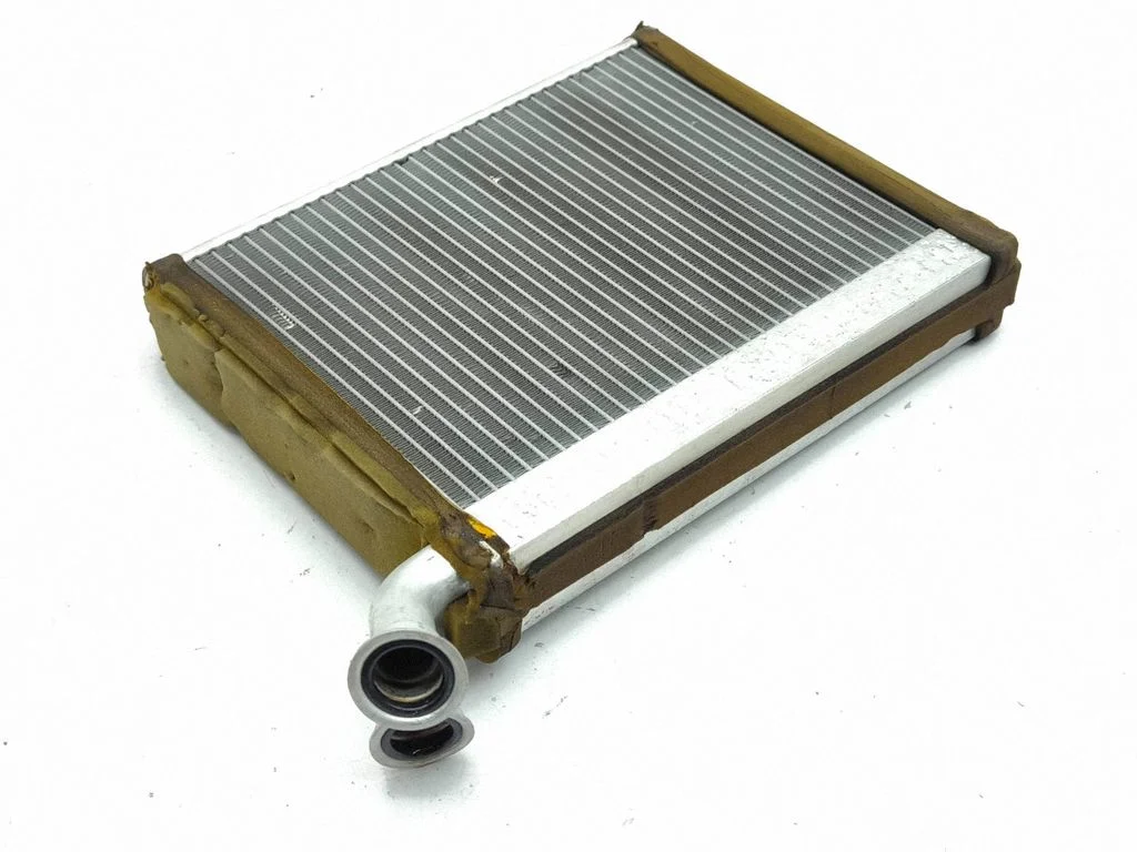 Salongi küttekeha radiaator 7P0819031