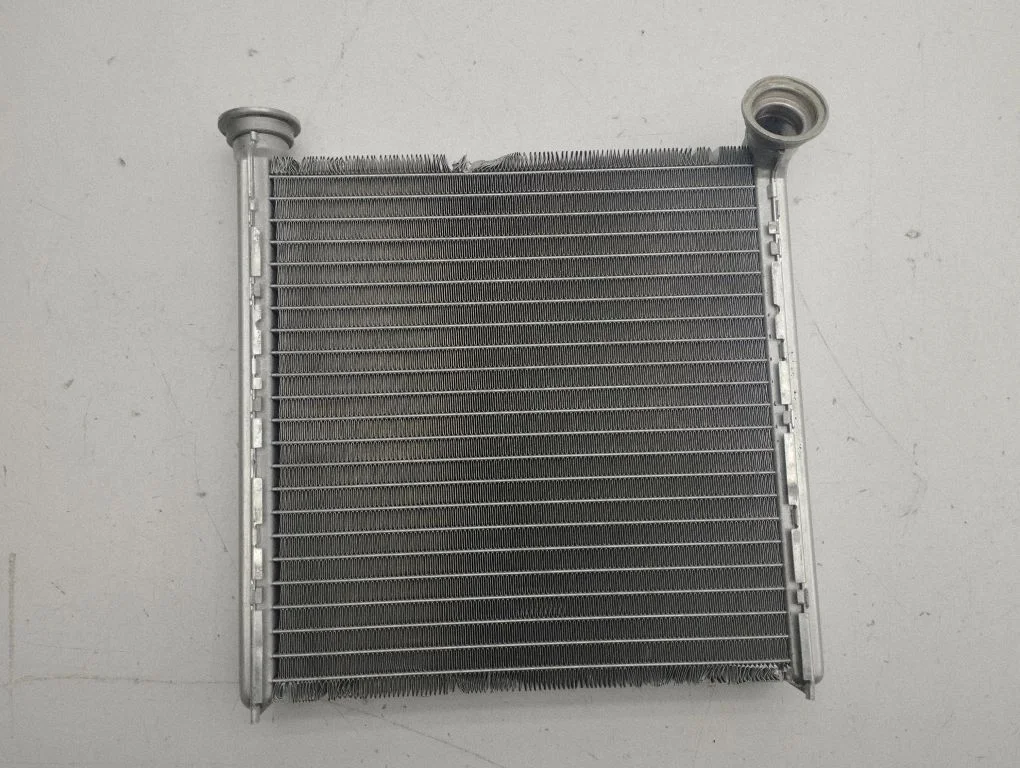 Krāsniņas radiators 5Q0819031B