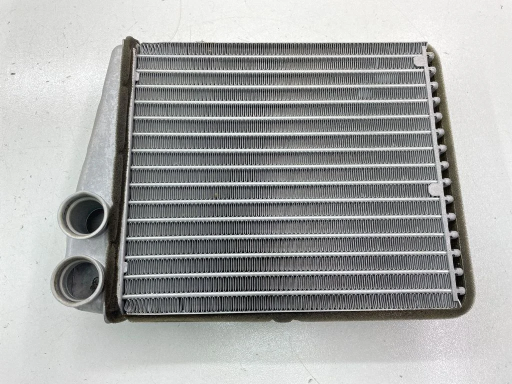 Krāsniņas radiators 668475R