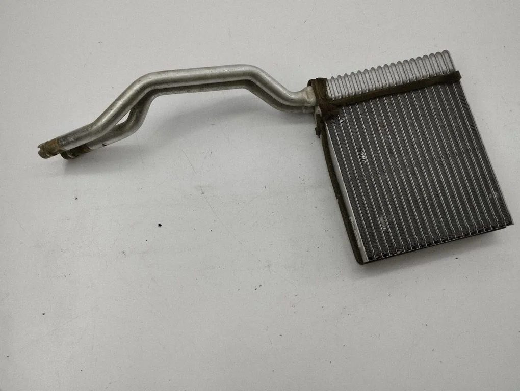 Salongi küttekeha radiaator HVRHDC215C307