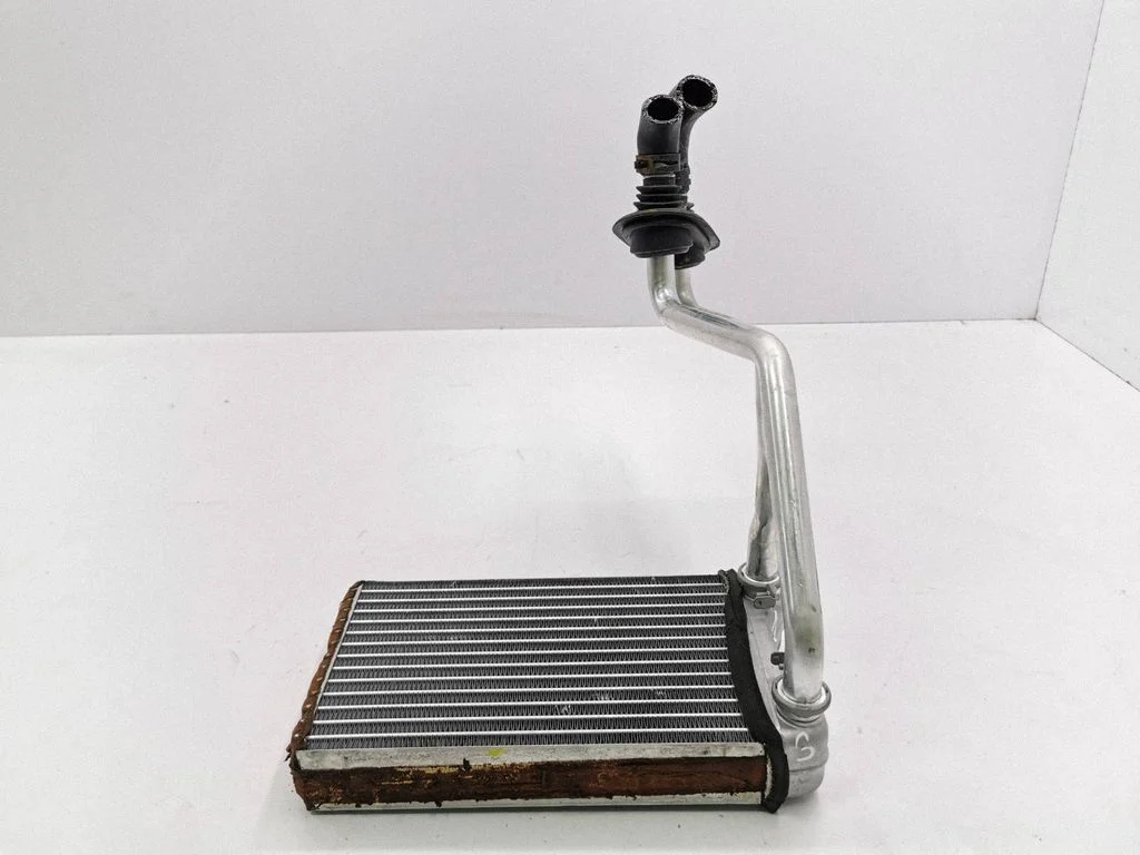Heater blower radiator 8E1820031