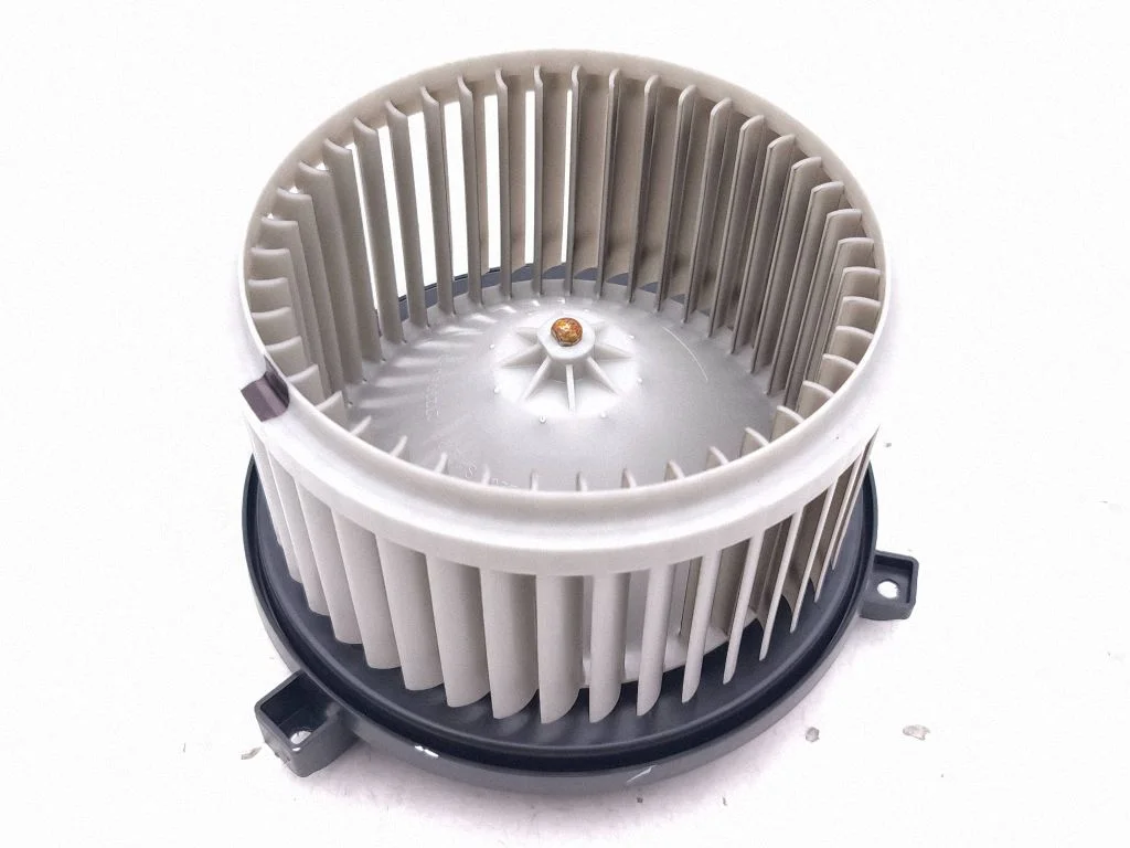 Krāsniņas ventilators/pūtējs 272V06UA0B