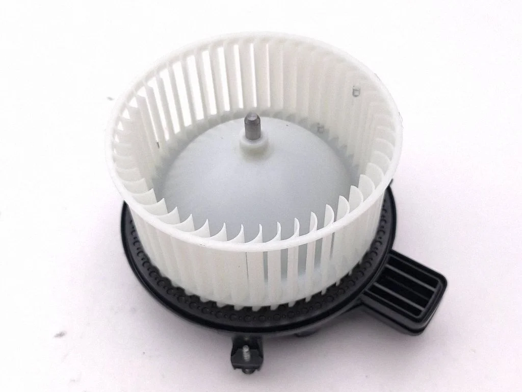 Heater fan/blower 8B2820021