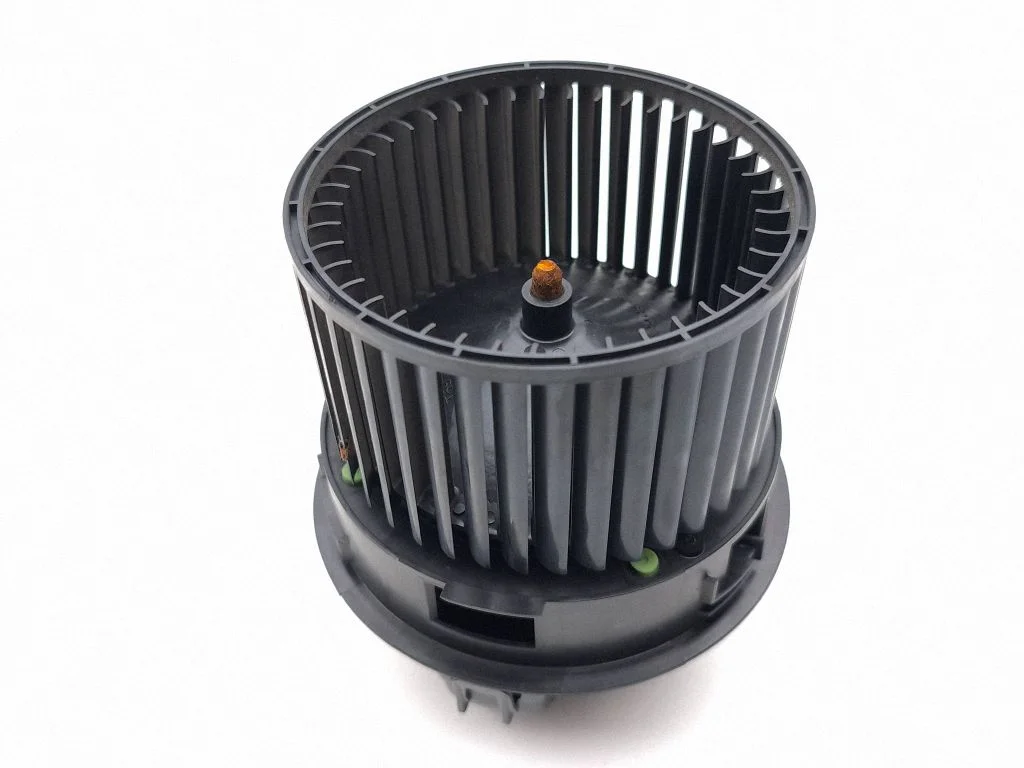 Krāsniņas ventilators/pūtējs 74T51023C