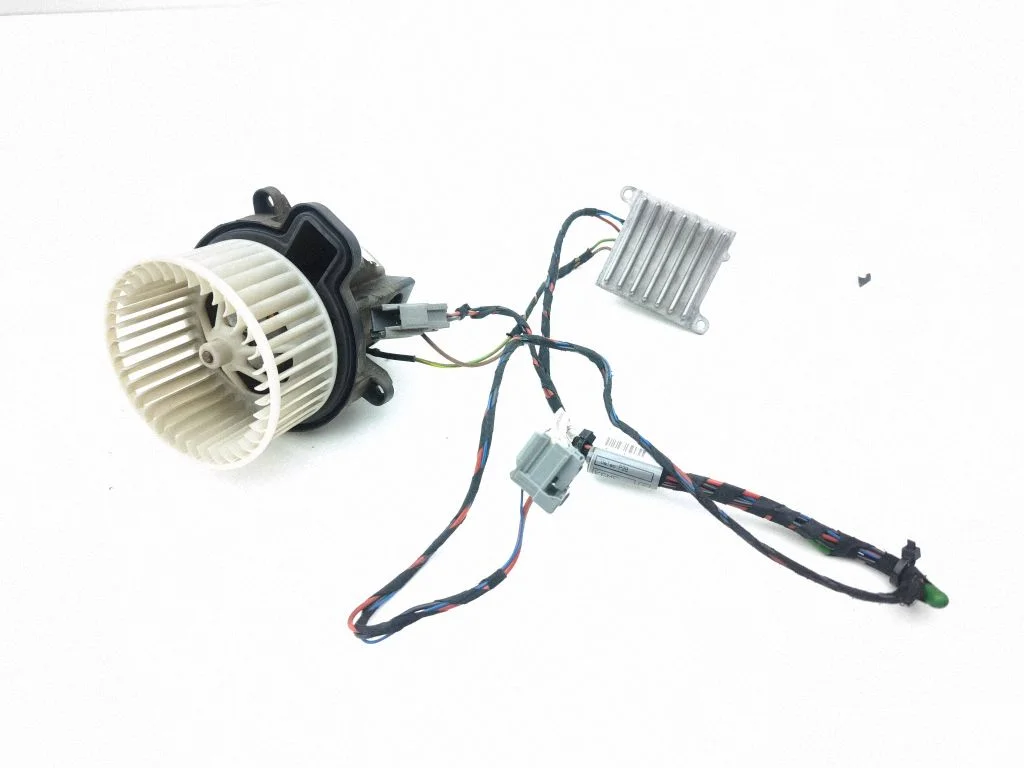 Heater fan/blower 983469U