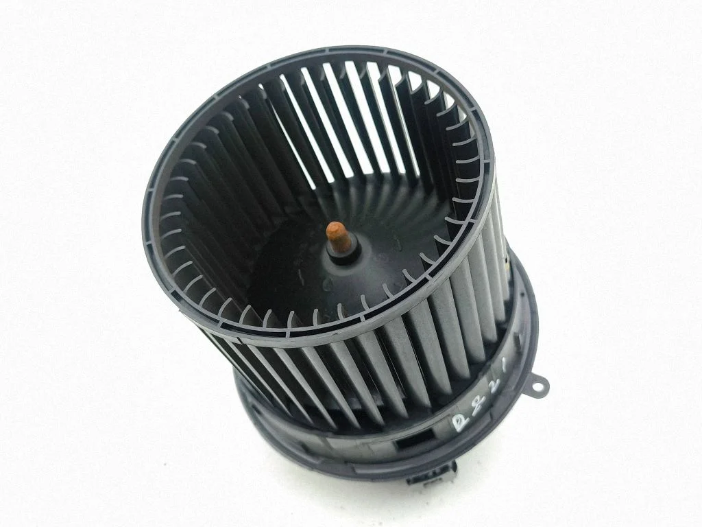 Salongipuhur MT1033020G