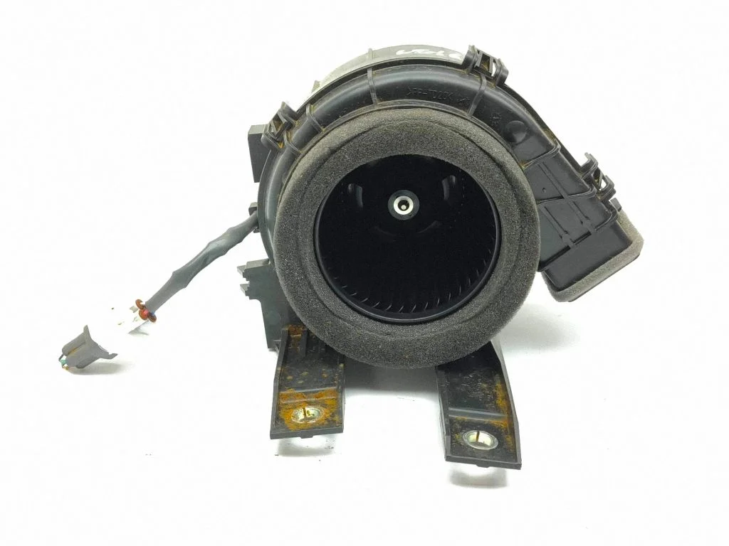 Heater fan/blower – Toyota Corolla E210 E21 (2018-)