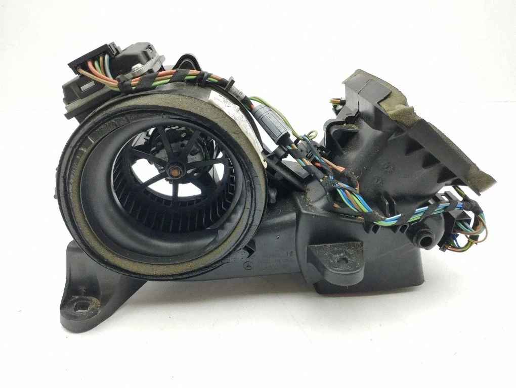 Heater fan/blower 982690J