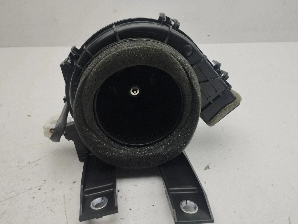 Heater fan/blower – Toyota C-HR I (2016-2023)