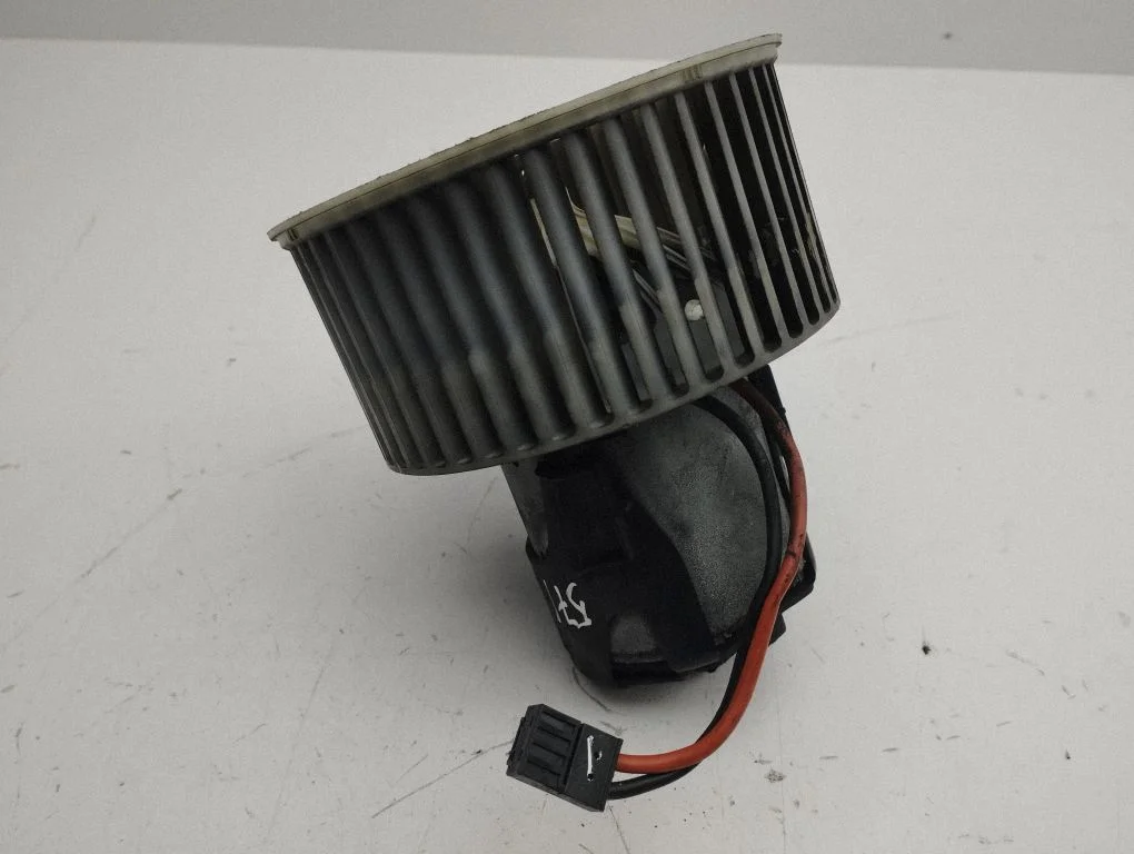 Krāsniņas ventilators/pūtējs