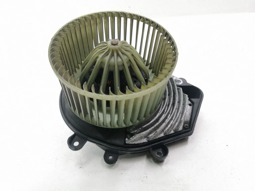 Heater fan/blower – Volkswagen Passat B5 (1997-2000)